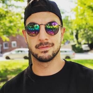 Meet your Posher, Anthony